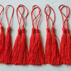 10 rode zijdeachtige kwastjes: sieraden en ambachtelijke accessoires (12 cm/5&quot;)