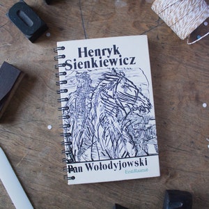 Spiralblock TYPA College ""Familienfoto"" aus alten Buchdeckeln."