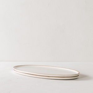 Oval Serving Tray Stoneware image 2