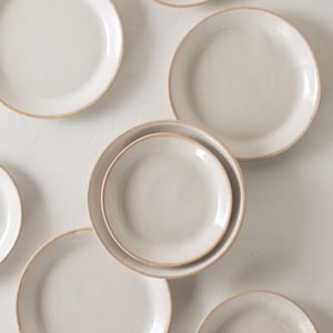 Minimal Plates Stoneware image 8