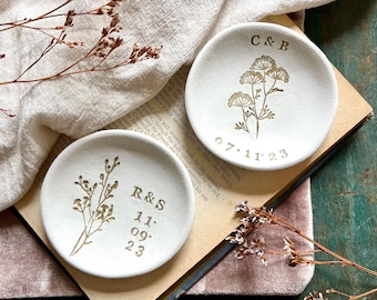 8cm Golden personalised wedding engagement initial ring dish / trinket dish / wildflower ring dish / jewellery dish / tray / flower decor