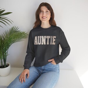 TANTE Patchwork-Sweatshirt mit Rundhalsausschnitt | neutraler Leoparden-Karo-Mix