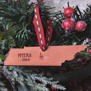 Adorno navideño de cuero personalizado / Adorno personalizado para casa nueva / Adorno personalizado de Tennessee / Regalo de mapa personalizado / Regalo para recién casados