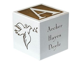 Cubo commemorativo per la Prima Cresima: Prima Comunione - Cubo in acero inciso, ricordo religioso personalizzato, 5-10 cm