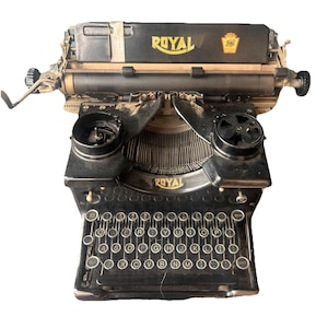 Royal 10 Typewriter - Etsy