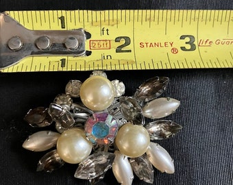 Vintage Jewelry Rhinestone Brooch Pin MCM Gray and Pearls Costume Unsigned