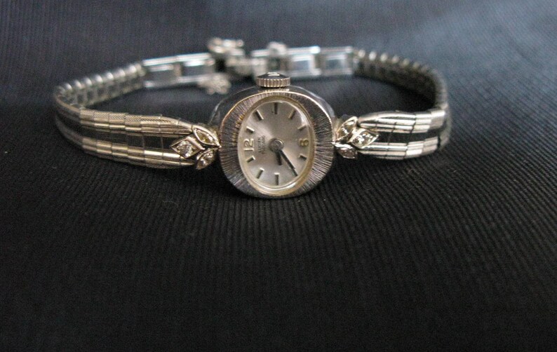 NOT Working 14K White Gold Lucien Piccard Ladies Watch Womens, small diamonds Not running Gift image 5