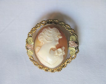 Vintage Carved Cameo Brooch in Yellow Gold Filled with Flower & Leaves on Side Gift