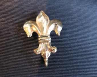 Fleur de Lis Jewelry | Watch Fob Pin Brooch | 1950s Estate Jewelry Gift