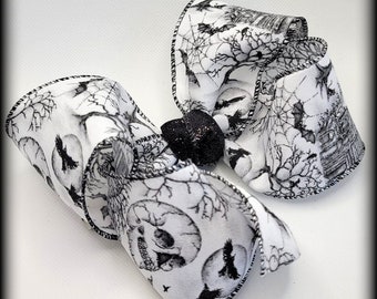 Halloween Bow...glitter bow...black and white bow....gothic Bow...Spooky Bow...glitter skull bow...glitter halloween bow