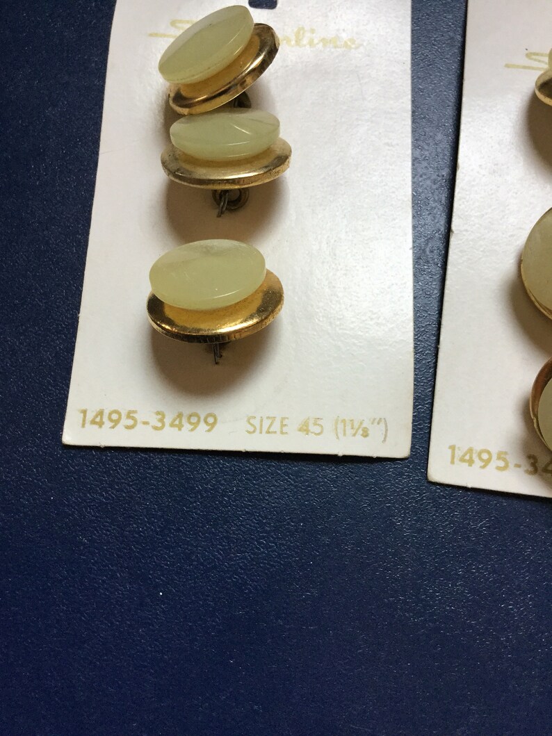 Stream Line Gold Buttons Vintage Streamline Buttons - Etsy