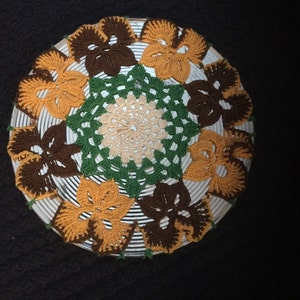 Vintage Crochet Covered Hot Pad image 1