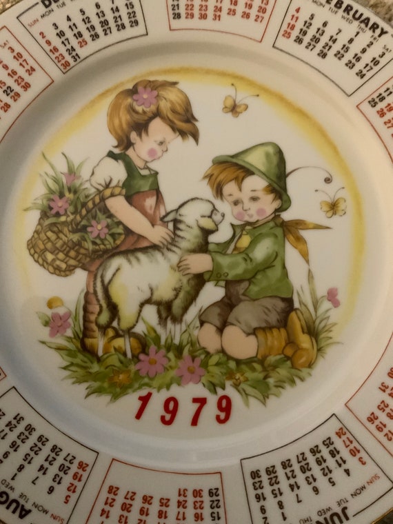 Vintage 1979 Calendar Plate - Etsy