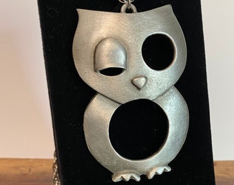 Cute Vintage Mid Century Pewter OWL Pendant Necklace!