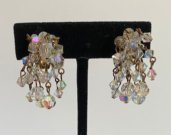 Vintage LISNER Clear Crystal Cluster Dangle Clip On Earrings!