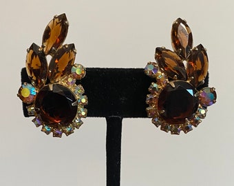 Vintage 60s Brown Aurora Borealis Rhinestone Clip On Earrings!