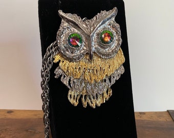 Vintage Mid Century Brutalist Silver/Gold Articulated Owl Pendant Necklace Large Aurora Borealis Rhinestone Eyes!