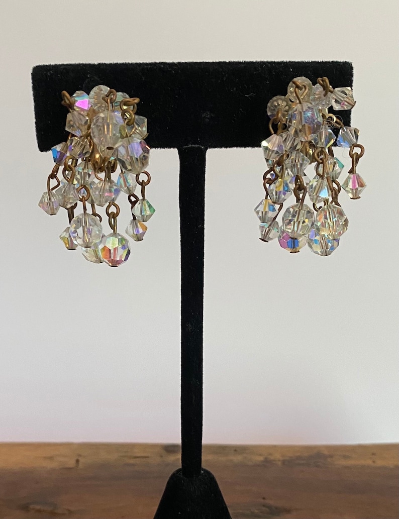 Vintage LISNER Clear Crystal Cluster Dangle Clip On Earrings image 1