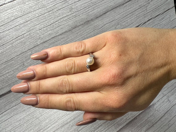 Cultured Pearl & Single Cut Diamond Ring 14k Whit… - image 5