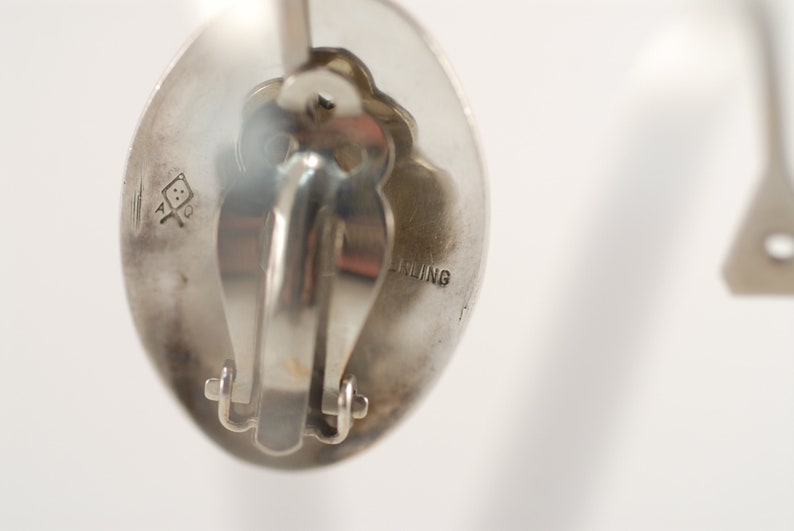 Vintage Hopi Antoinette Qumawunu Sterling Silver Clip On Earrings Bear Paw Gift