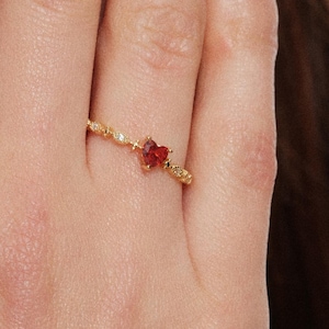Personalized Heart-Shaped Birthstone Ring, Mother’s Day Ring, Delicate Stackable Jewelry, Meaningful Gift for Her, Gift for a Teacher