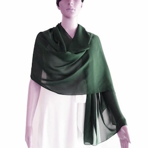 Bufanda cruzada verde cazador. Bufanda Larga Verde Cazador. Mantón de gasa suave. Mantón verde cazador.