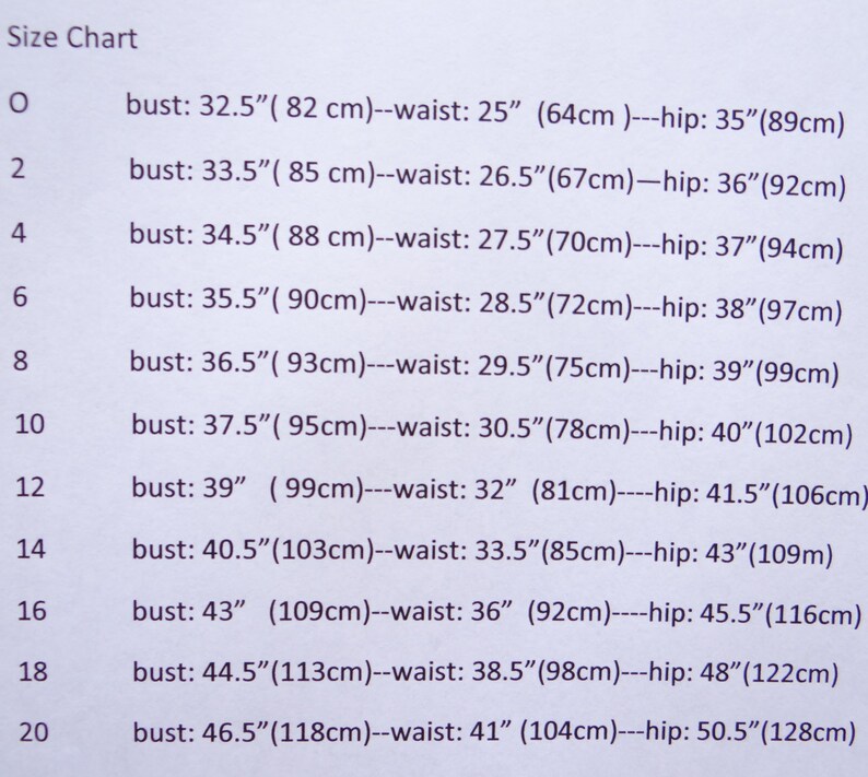 Puede incluir: Tabla de tallas con medidas de busto, cintura y cadera en pulgadas y cent&iacute;metros para las tallas 0 a 20.