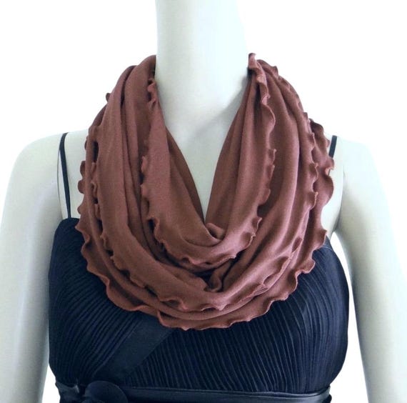 Sciarpa bordeaux chiaro. Sciarpa circolare. Sciarpa ad anello. Sciarpa in morbido cotone e spandex. - Italia Sciarpa bordeaux chiaro. Sciarpa circolare. Sciarpa ad anello. Sciarpa in morbido cotone e spandex. - Italia