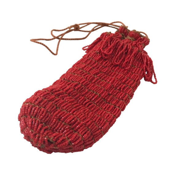 1920s Red Beaded Drawstring Wristlet Purse - image 3