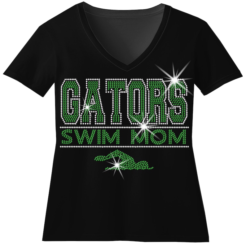a black shirt with the words gators swim mom on it