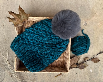 Luxury Blue handknit 100% merino wool beanie hat | Removable Pompom | Wool Beanie | Women’s Knit Hat