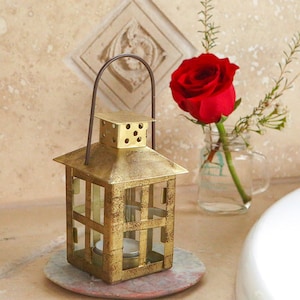 Lantern Wedding Favors Candle Holders Wedding Centerpiece Rustic Mini Lantern Distressed Gold Wedding Favor Lantern White Mini Table Lantern