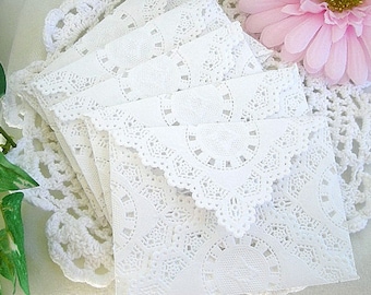 Koperta z papieru koronkowego, mini koperty z papieru ręcznie robionego, koronkowe koperty z białej serwetki, koperty Shabby Chic Mini, zaproszenie do scrapbookingu, 3,75" x 2,5"