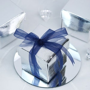 Silber Gold zugunsten Boxen Hochzeit benutzerdefinierte zugunsten Box b Custom Tag 2 X 2 X 2 Stück Box mit Deckel und Band benutzerdefinierte Bordeaux Marine Elfenbein rosa Aqua