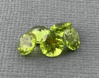 Arizona Peridot | Durchmesser 3mm | Loser runder facettierter Edelstein | Abgebaut in den USA