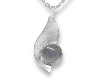 Silver Labradorite Pendant, Sterling Silver Labradorite Necklace, Silver Gemstone Necklace, Labradorite Jewellery
