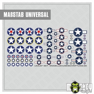 Könnte beinhalten: Ein Bogen mit Nassschiebebildern, der verschiedene Abzeichen der United States Army Air Forces zeigt, darunter Kokarden mit Sternen und Balken in Blau, Weiß und Rot. Der Bogen enthält den Text MABSTAB UNIVERSAL und USAAF SET-MODELLBAUBESCHRIFTUNG.DE.