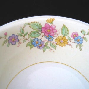 Homer Laughlin Eggshell Nautilus Berry Bowls | Floral Rim Fruit Bowls | Vintage 1940s | Set of 6 | Multi Colored Flowers | Mid Century