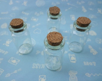 20 Mini glass bottles with corks 20x 40mm