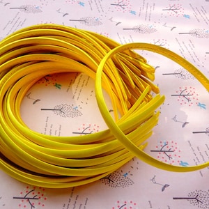 SALE--20 pcs Plastic Headband With Yellow Cloth Covered 10mm Wide