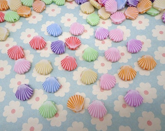 100PCS Mixed Color tiny plastic shell shape beads