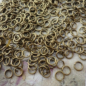 SALE--200 pcs of antique bronze Jump Rings 0.7x5mm