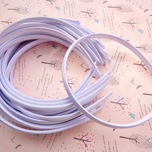SALE--20 pcs Plastic Headband With White  Cloth Covered 10mm Wide