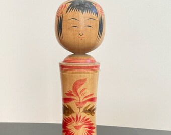 Vintage Japanese Kokeshi Wooden Doll 21cm with Chrysanthemum Decoration