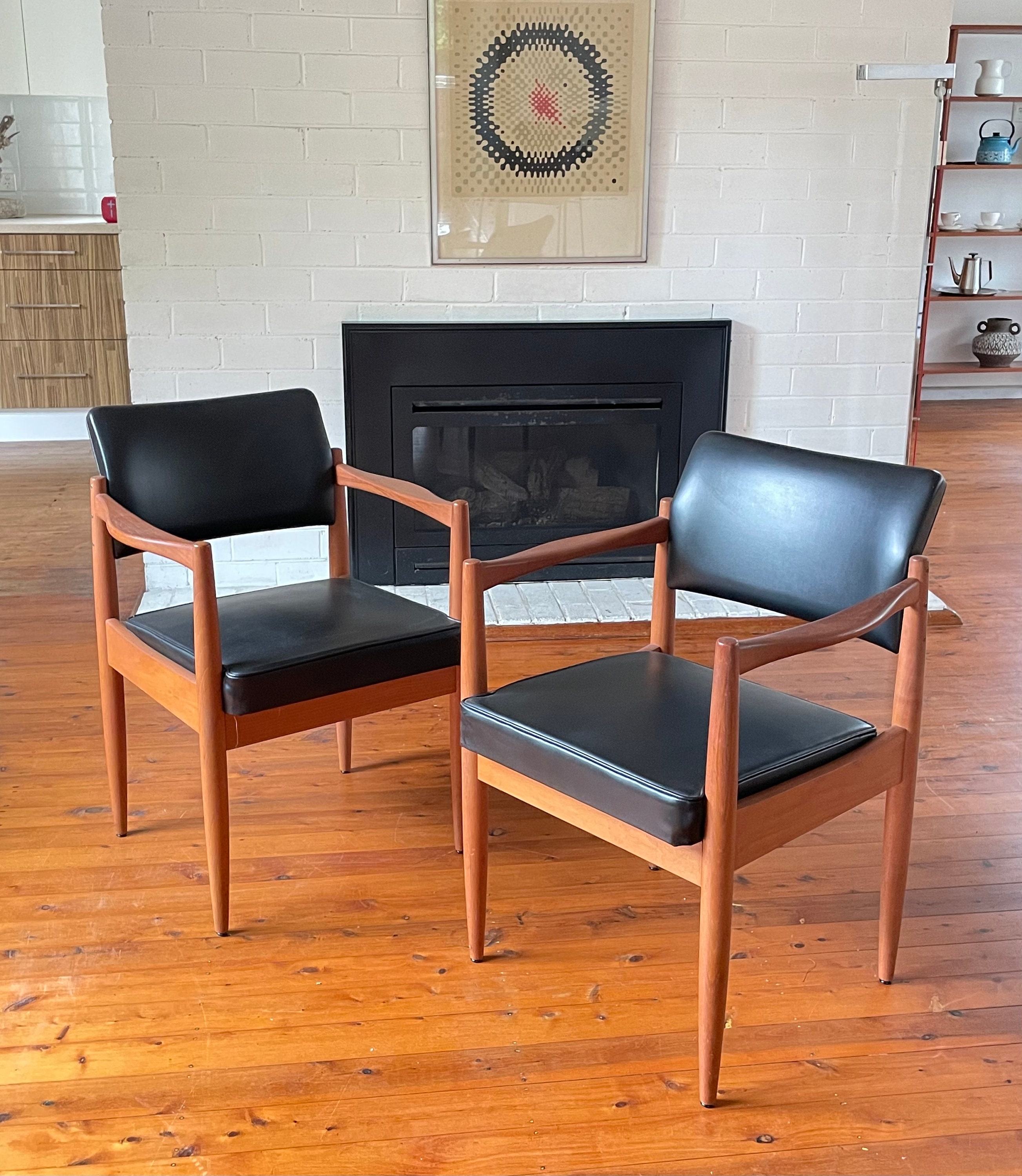 Chiswell dining deals chairs