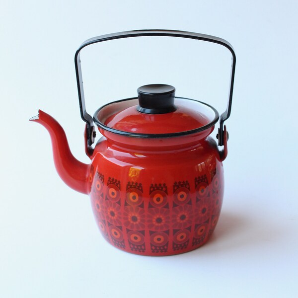Arabia Finel “Kehra” enamel teapot made in Finland Design by Kaj Franck Vintage Mid century