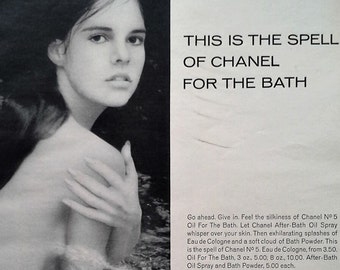 Iconic No. 5 Chanel Cologne Perfume Body Bath After Bath Ali Macgraw modeling for cologne.  BW Photo Celebrity.  13x10.  Ready for Framing.