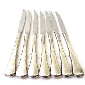 Vintage Oneida Community Stainless Patrick Henry Steak Knives