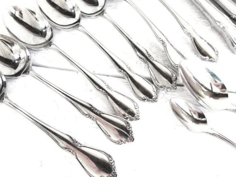Vintage Oneidacraft Chateau Deluxe Stainless Flatware
