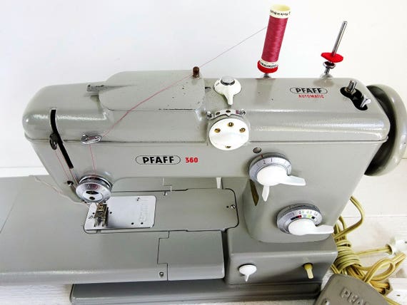 Vintage PFAFF Type 362 Sewing Machine made in Western Germany with  Accessories - Works - Superb Condition